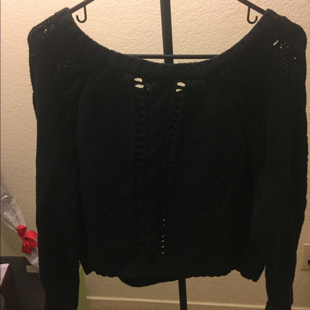 Barr III black sweater Size L